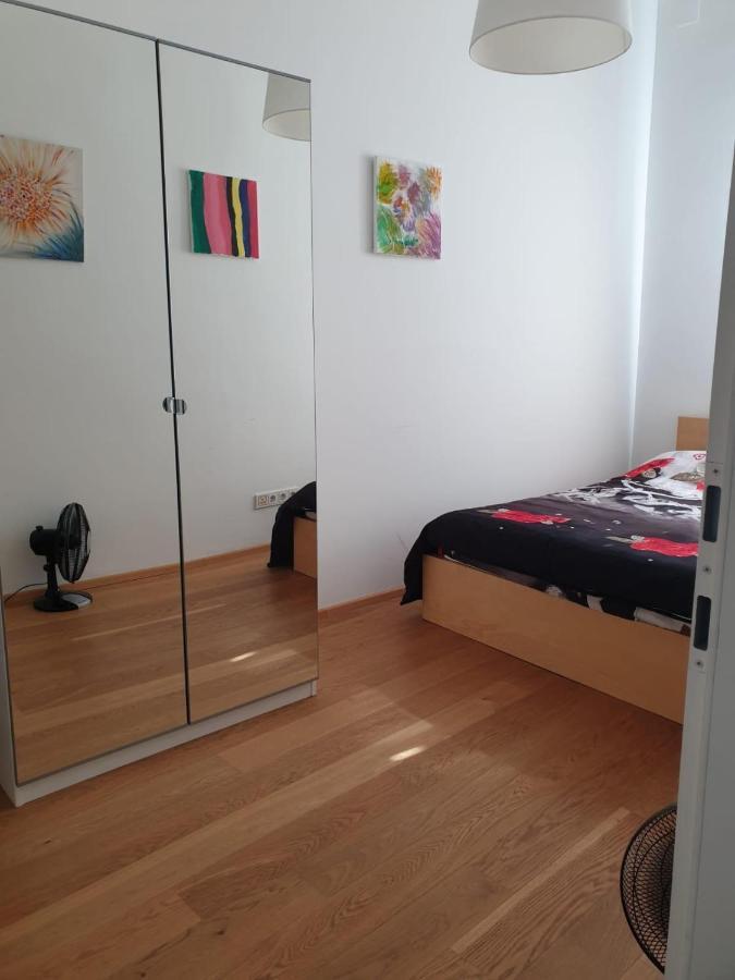 Deluxe Apartment 5P Mm Відень Екстер'єр фото